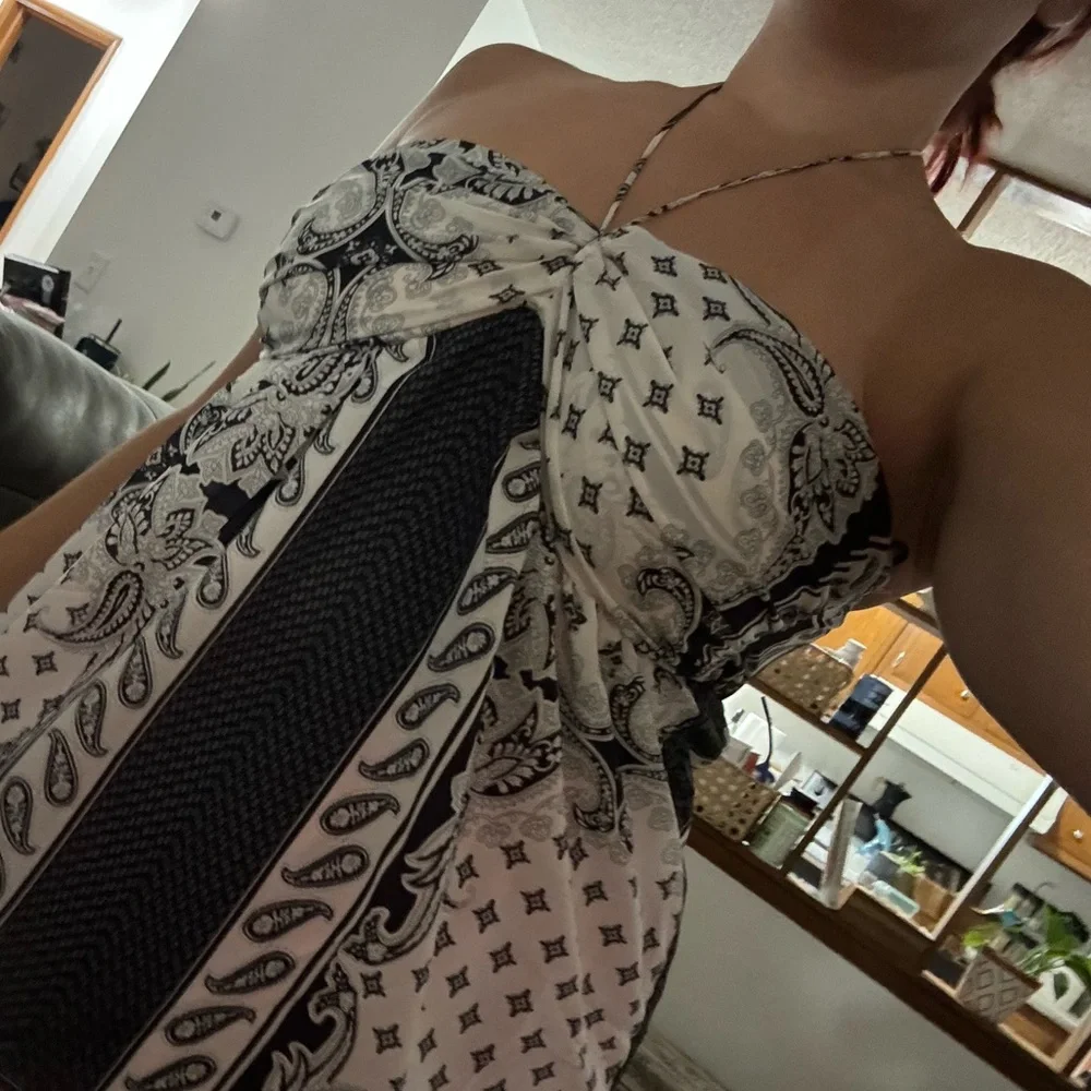 Paisley Halter Top - Picture 4 of 4